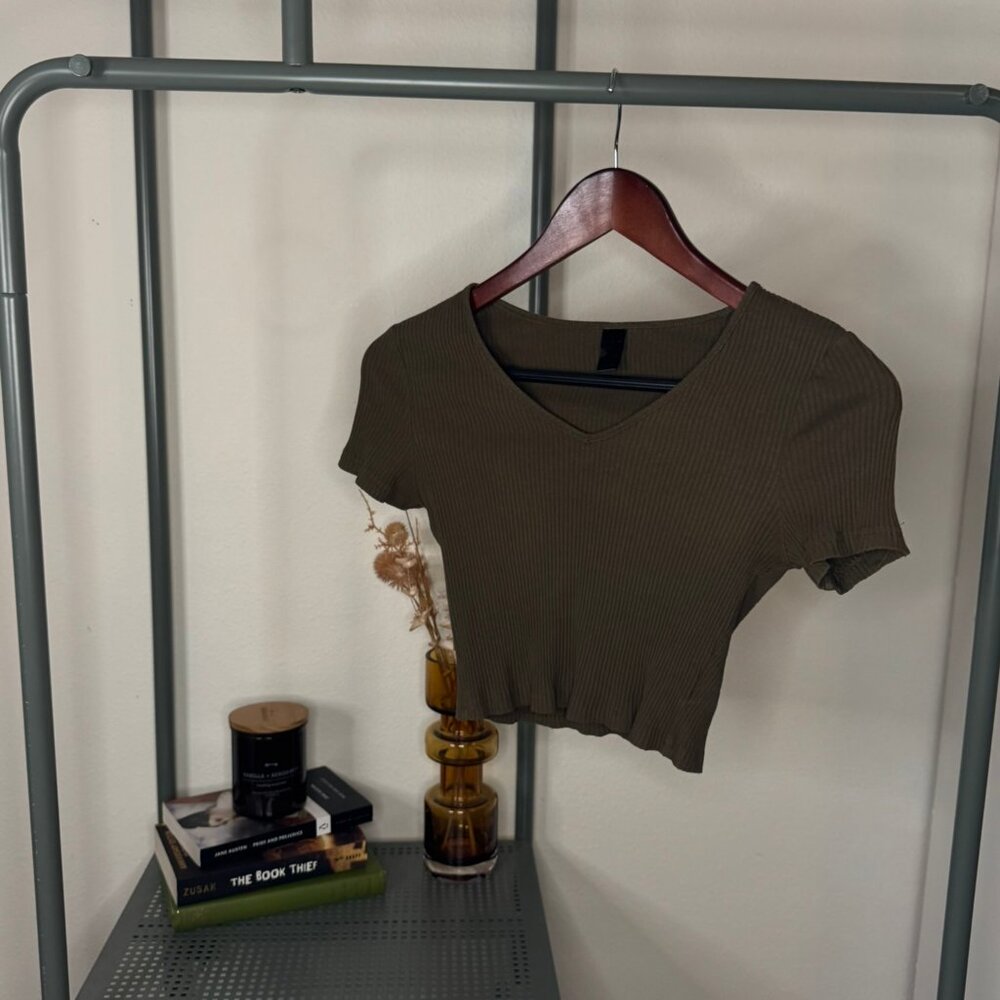 Dark Green Ribbed Crop Top